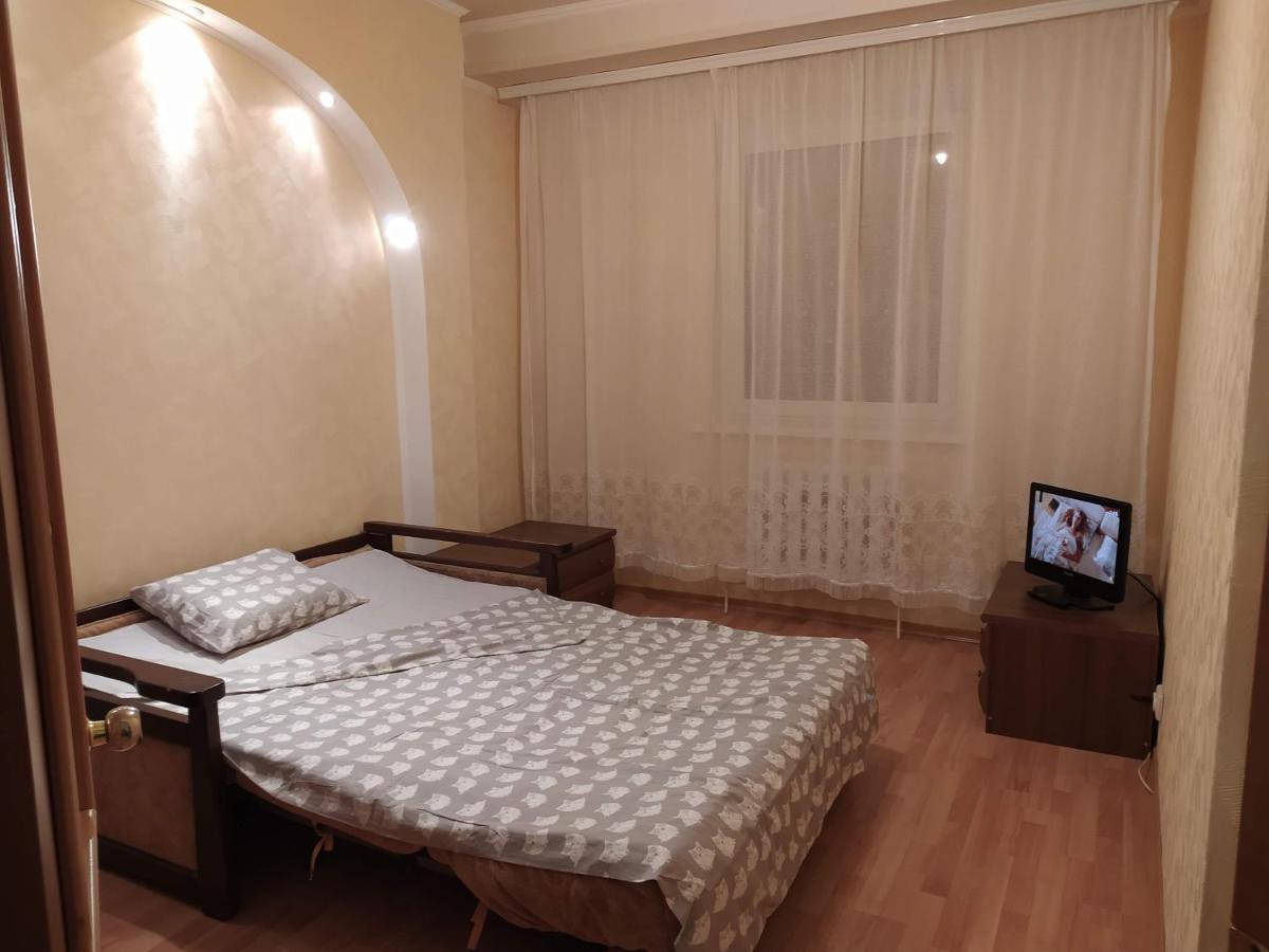 Двухкомнатная Квартира С Кухней Студией Бровары. Esterno foto